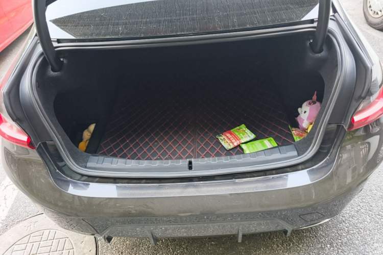 Used BMW 3 Series 2023 325Li M Sport Package Trunk