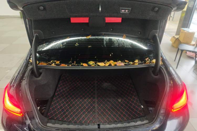 Used BMW 3 Series 2023 325Li M Sport Package Trunk