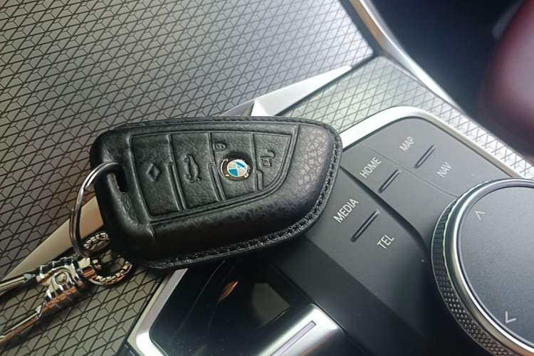 Used BMW 3 Series 2023 325i M Sport Night Edition Package Vehicle Key
