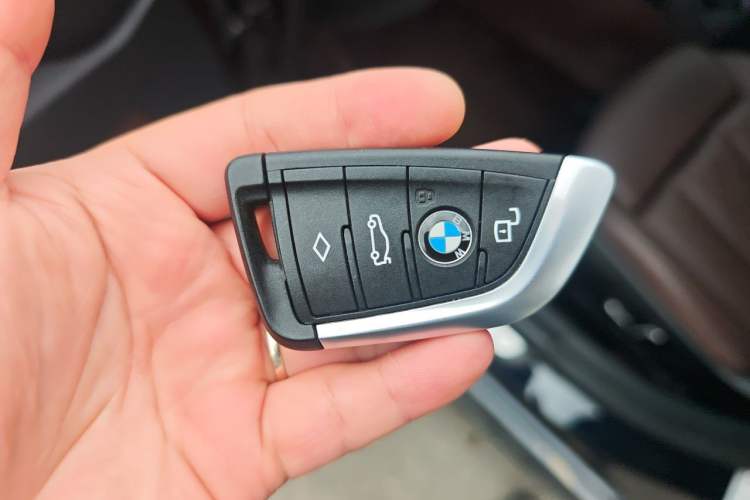 Used BMW 3 Series 2023 325Li M Sport Package Vehicle Key