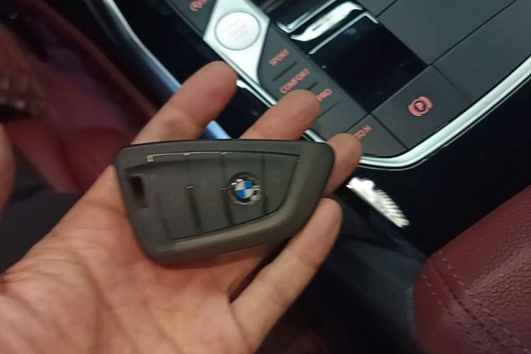 Used BMW 3 Series 2023 320Li M Sport Package Vehicle Key