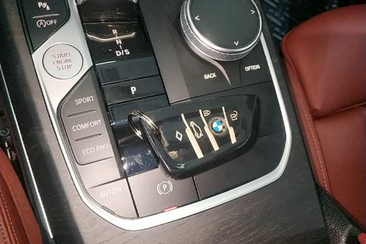 Used BMW 3 Series 2023 325i M Sport Package Vehicle Key