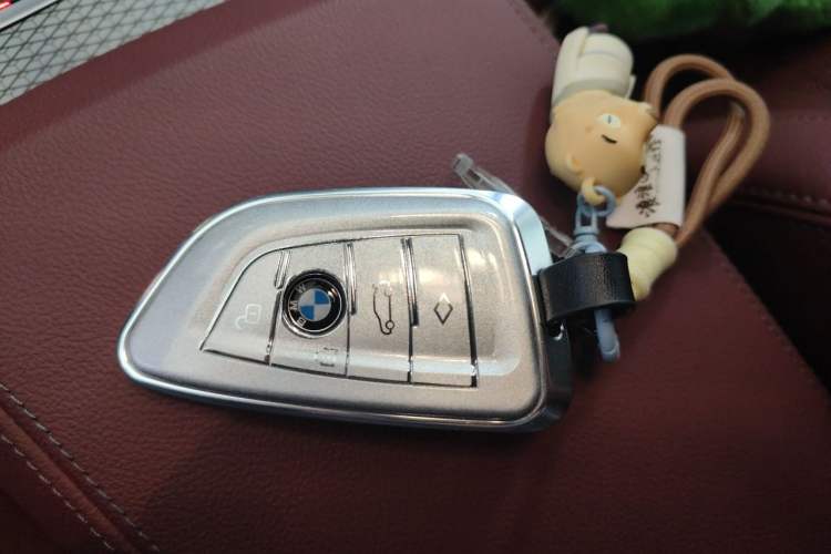 Used BMW 3 Series 2023 325i M Sport Night Edition Package Vehicle Key