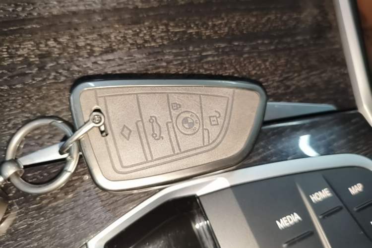Used BMW 3 Series 2023 325Li M Sport Package Vehicle Key
