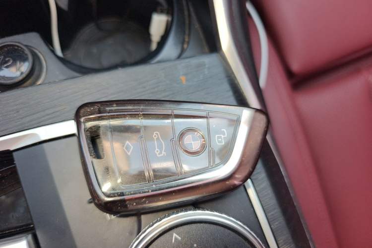 Used BMW 3 Series 2023 325i M Sport Package Vehicle Key