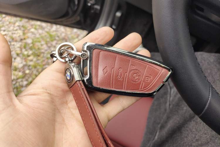 Used BMW 3 Series 2023 325Li M Sport Package Vehicle Key