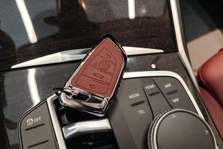 Used BMW 3 Series 2023 325Li M Sport Package Vehicle Key