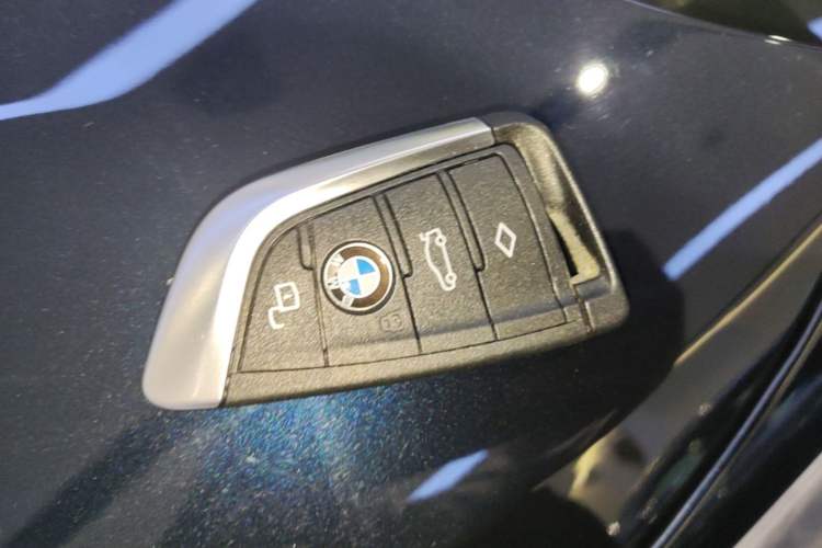 Used BMW 3 Series 2023 325Li M Sport Package Vehicle Key