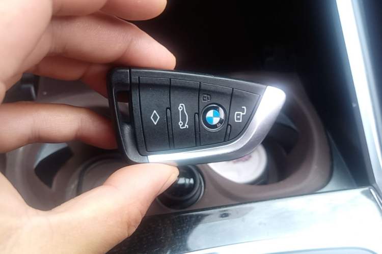 Used BMW 3 Series 2023 325Li M Sport Package Vehicle Key