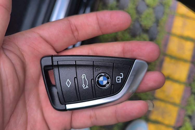 Used BMW 3 Series 2023 325i M Sport Night Edition Package Vehicle Key