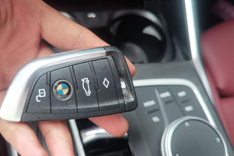 Used BMW 3 Series 2023 325i M Sport Package Vehicle Key