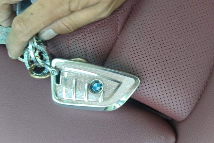 Used BMW 3 Series 2023 320Li M Sport Package Vehicle Key