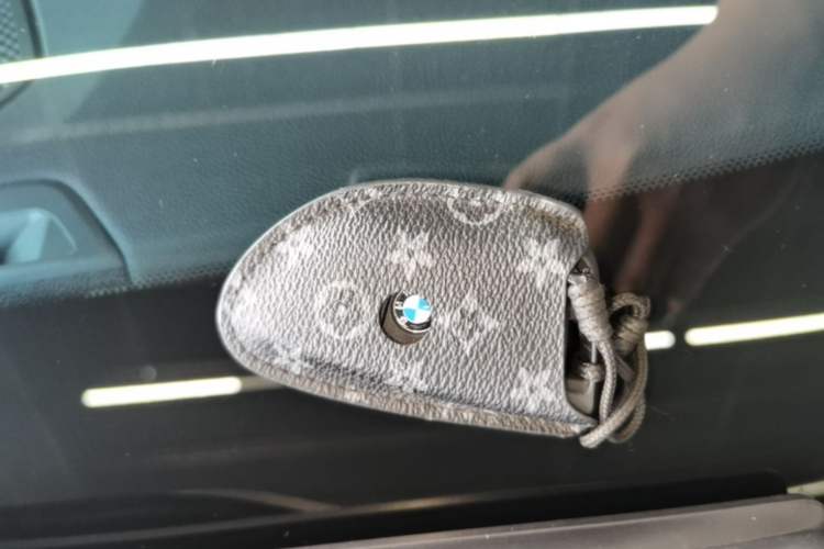 Used BMW 3 Series 2023 325i M Sport Night Edition Package Vehicle Key