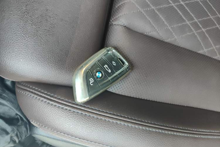 Used BMW 3 Series 2023 325Li M Sport Night Edition Package Vehicle Key