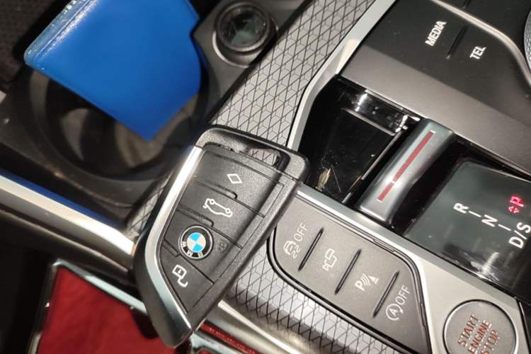 Used BMW 3 Series 2023 325Li M Sport Night Edition Package Vehicle Key