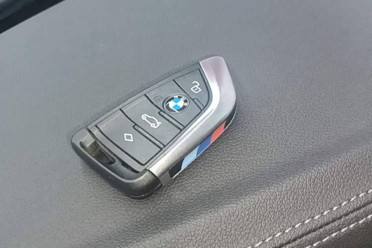 Used BMW 3 Series 2023 325Li M Sport Package Vehicle Key