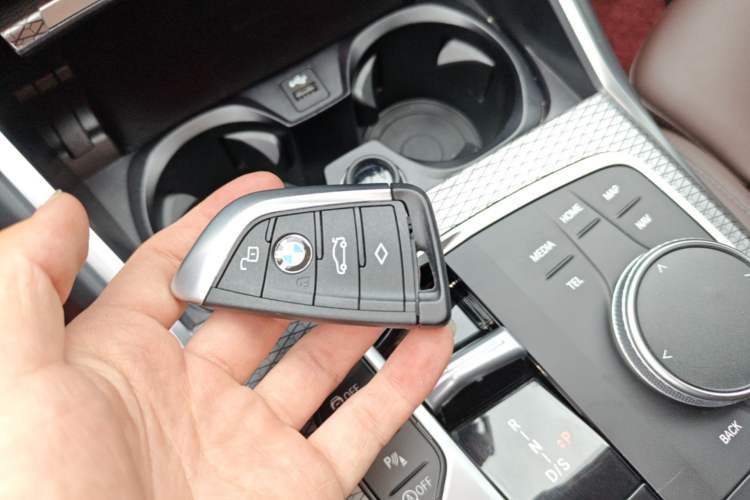 Used BMW 3 Series 2023 325Li M Sport Night Edition Package Vehicle Key
