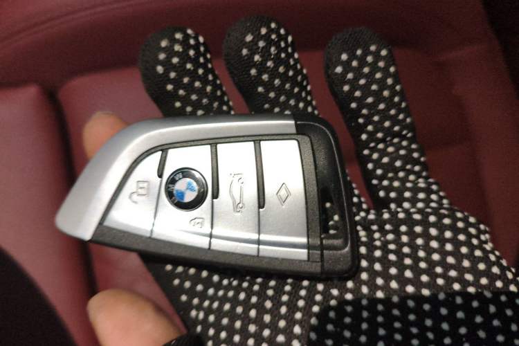 Used BMW 3 Series 2023 325i M Sport Night Edition Package Vehicle Key