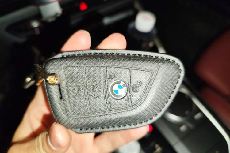 Used BMW 3 Series 2023 325i M Sport Package Vehicle Key