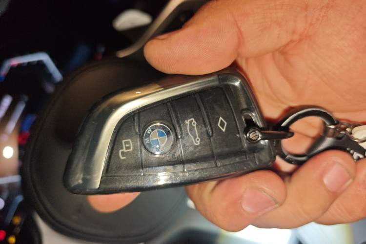 Used BMW 3 Series 2023 325Li M Sport Package Vehicle Key