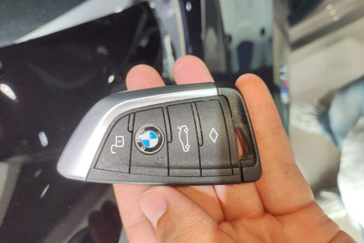 Used BMW 3 Series 2023 325Li M Sport Night Edition Package Vehicle Key
