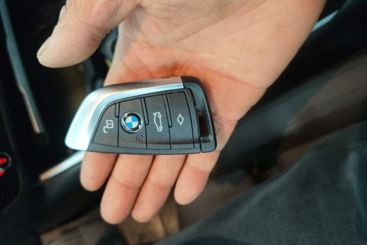 Used BMW 3 Series 2023 325Li M Sport Package Vehicle Key