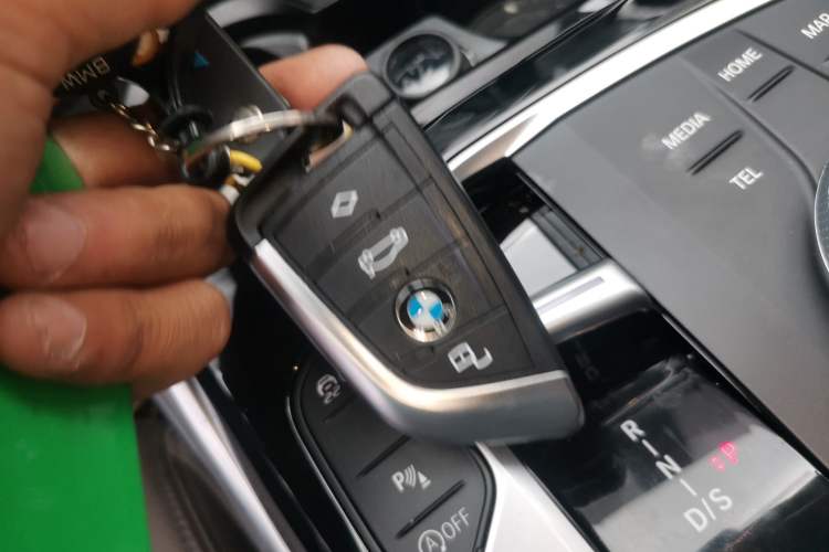 Used BMW 3 Series 2023 320Li M Sport Package Vehicle Key