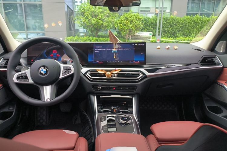 Used BMW 3 Series 2023 325Li M Sport Night Edition Package Center Console