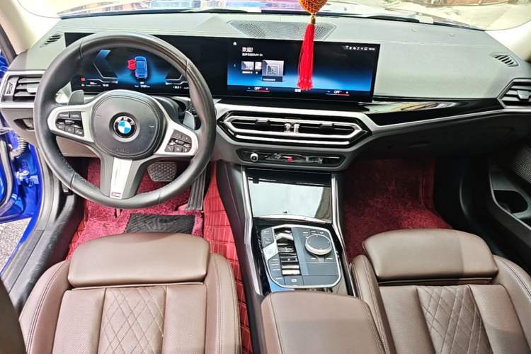 Used BMW 3 Series 2023 320Li M Sport Package Center Console