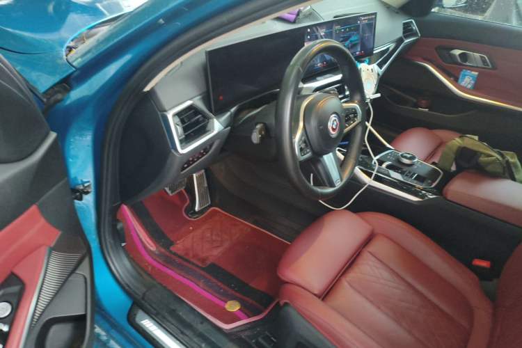 Used BMW 3 Series 2023 320Li M Sport Package Driver Seat