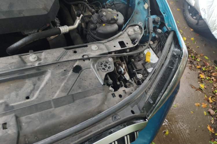 Used BMW 3 Series 2023 320Li M Sport Package Engine Bay Left