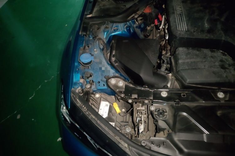 Used BMW 3 Series 2023 320Li M Sport Package Engine Bay Right