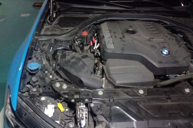 Used BMW 3 Series 2023 325Li M Sport Night Edition Package Engine Bay Right
