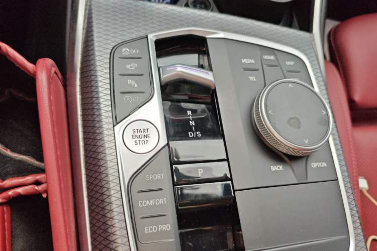 Used BMW 3 Series 2023 325Li M Sport Night Edition Package Gear Lever