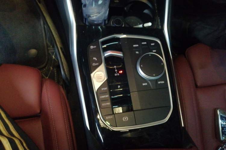 Used BMW 3 Series 2023 320Li M Sport Package Gear Lever