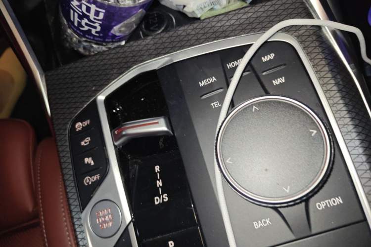 Used BMW 3 Series 2023 325Li M Sport Night Edition Package Gear Lever