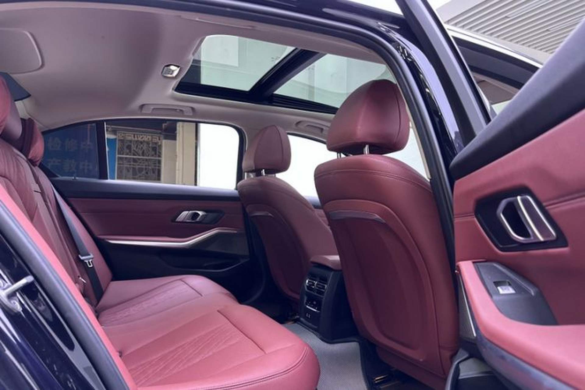 Used BMW 3 Series 2023 325Li M Sport Package Interior 1