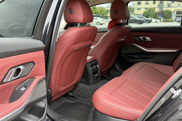 Used BMW 3 Series 2023 325Li M Sport Night Edition Package Interior 1