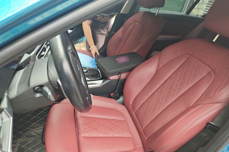 Used BMW 3 Series 2023 320Li M Sport Package Left Front Seat