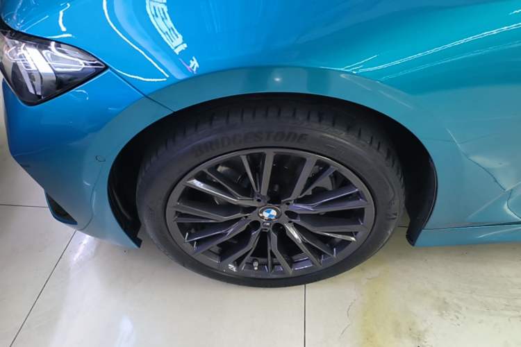 Used BMW 3 Series 2023 325Li M Sport Night Edition Package Left Front Wheel Hub