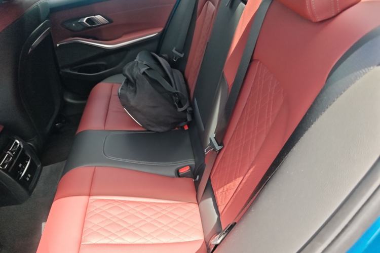 Used BMW 3 Series 2023 325i M Sport Night Edition Package Left Rear Seat