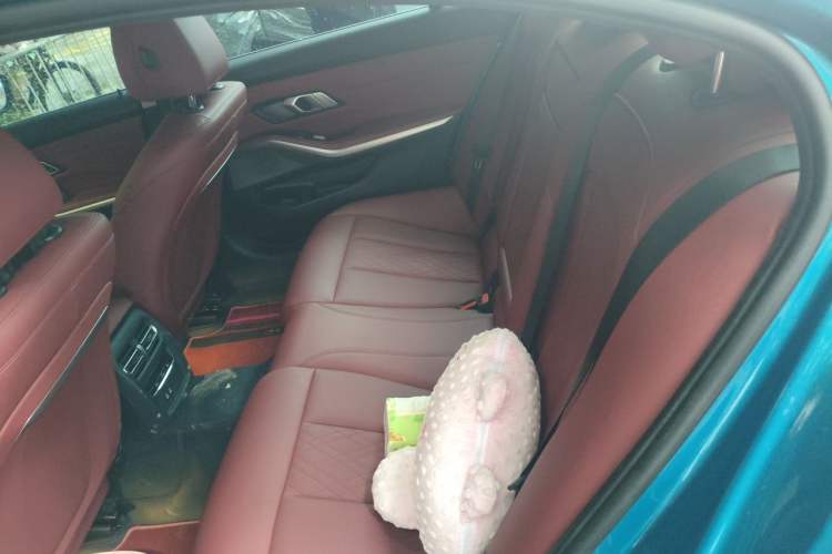 Used BMW 3 Series 2023 320Li M Sport Package Left Rear Seat