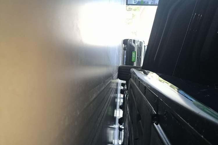 Used BMW 3 Series 2023 320Li M Sport Package Left Side Sill