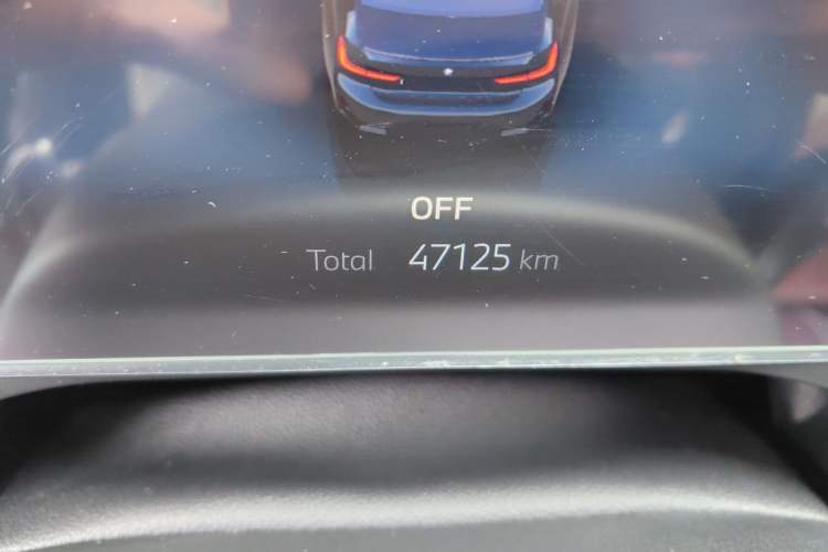 Used BMW 3 Series 2023 325Li M Sport Night Edition Package Odometer Close Up