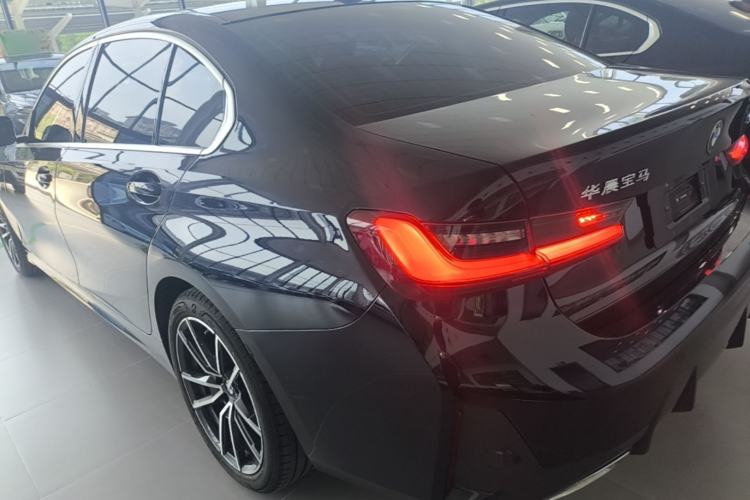 Used BMW 3 Series 2023 320Li M Sport Package Rear Left 45 Deg