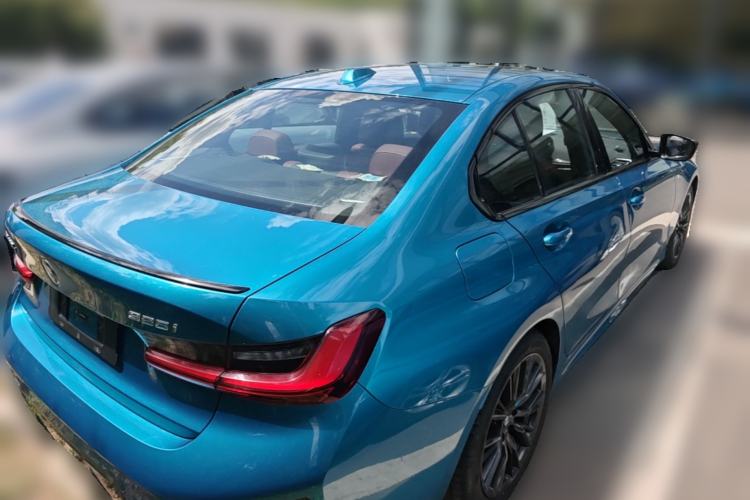 Used BMW 3 Series 2023 325i M Sport Night Edition Package Rear Right 45 Deg