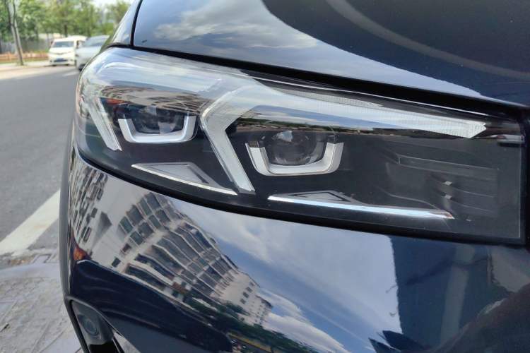 Used BMW 3 Series 2023 325Li M Sport Night Edition Package Right Front Headlight