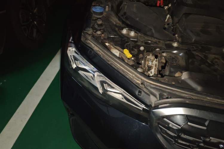 Used BMW 3 Series 2023 325Li M Sport Package Right Front Headlight