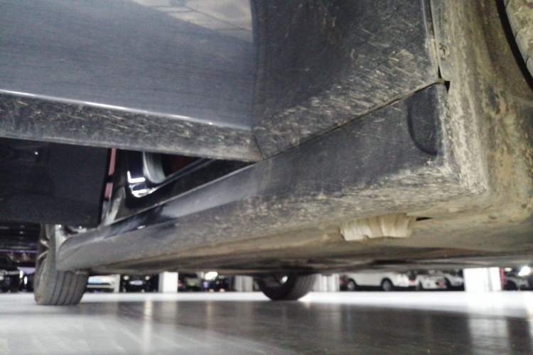 Used BMW 3 Series 2023 320Li M Sport Package Right Side Sill