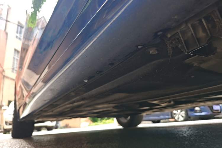 Used BMW 3 Series 2023 320Li M Sport Package Right Side Sill